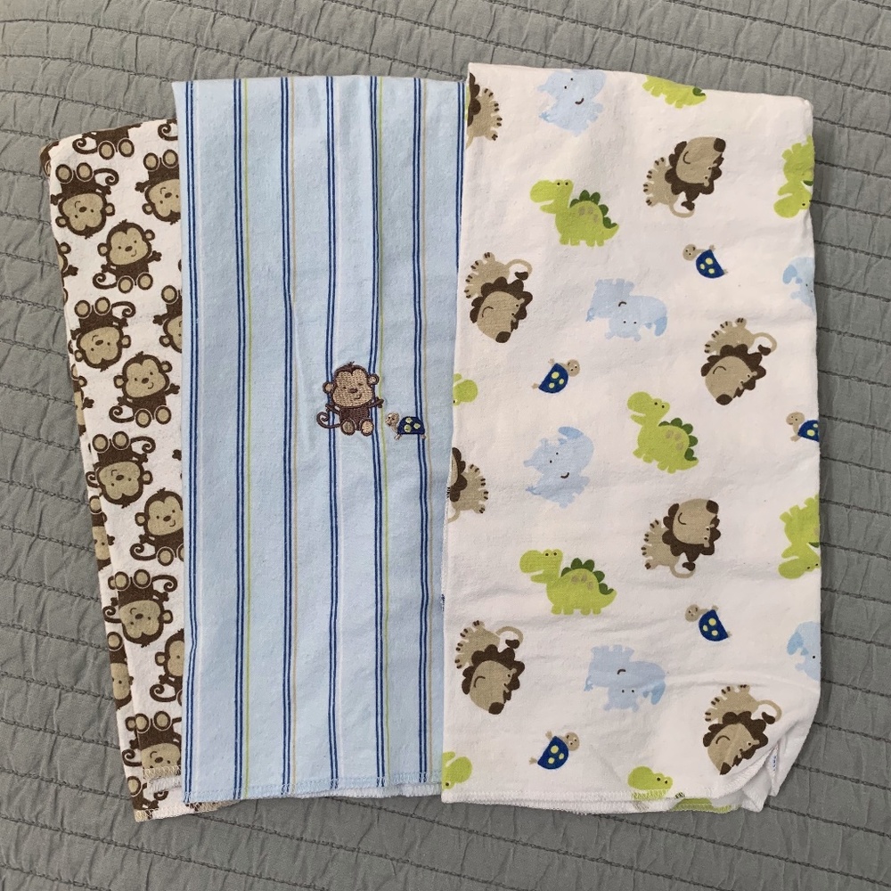 Swaddle Blankets - set of 3